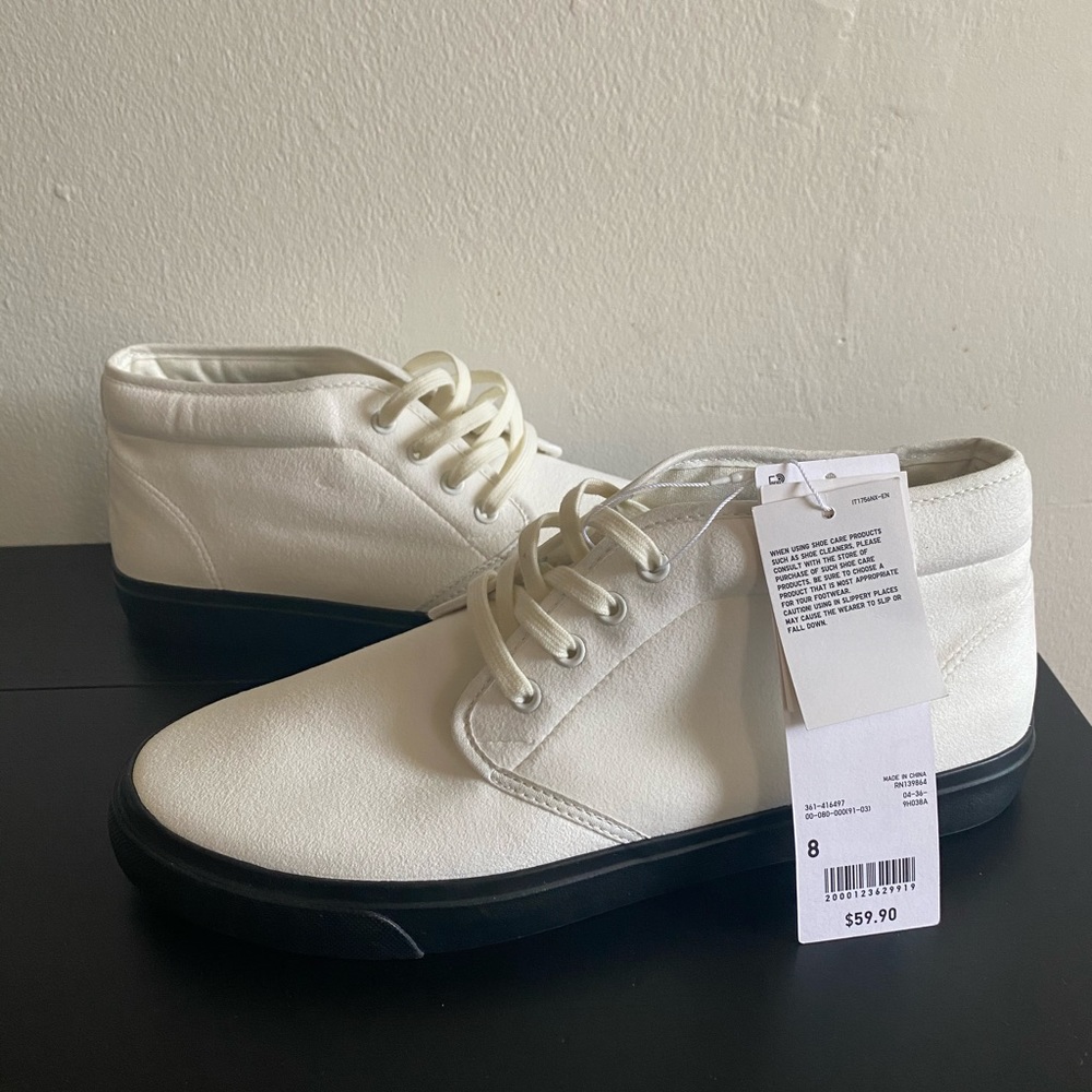 Uniqlo Chukka sneakers